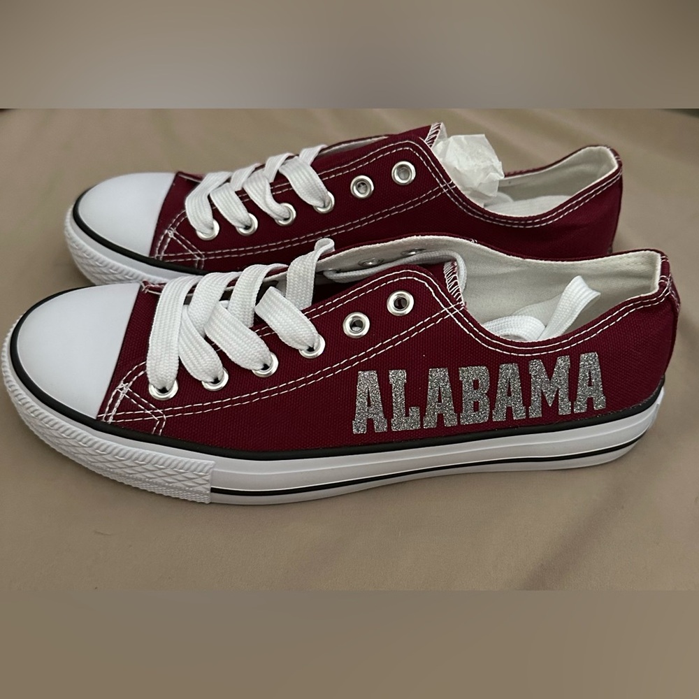 New Converse Alabama Chuck Taylor All Star Sneakers Size 9